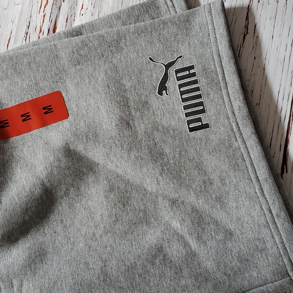 🆕️ PUMA MEN'S FLEECE SHORTS (BLACK OR GRAY) - Picture 3 of 14
